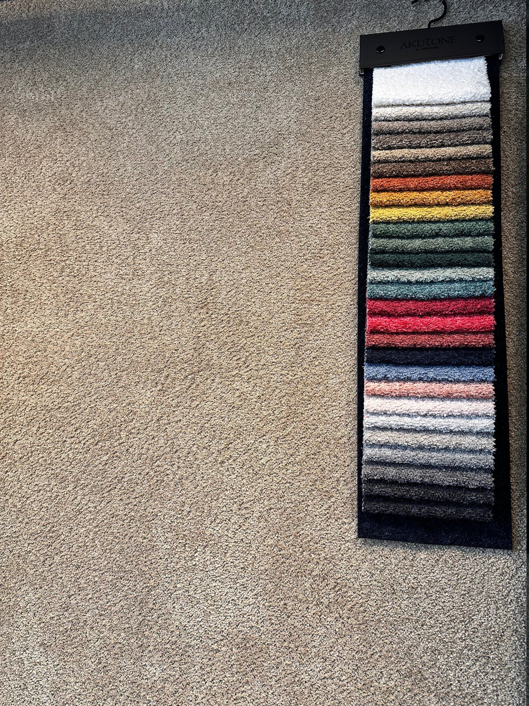 Akoestisch behang van Akutone