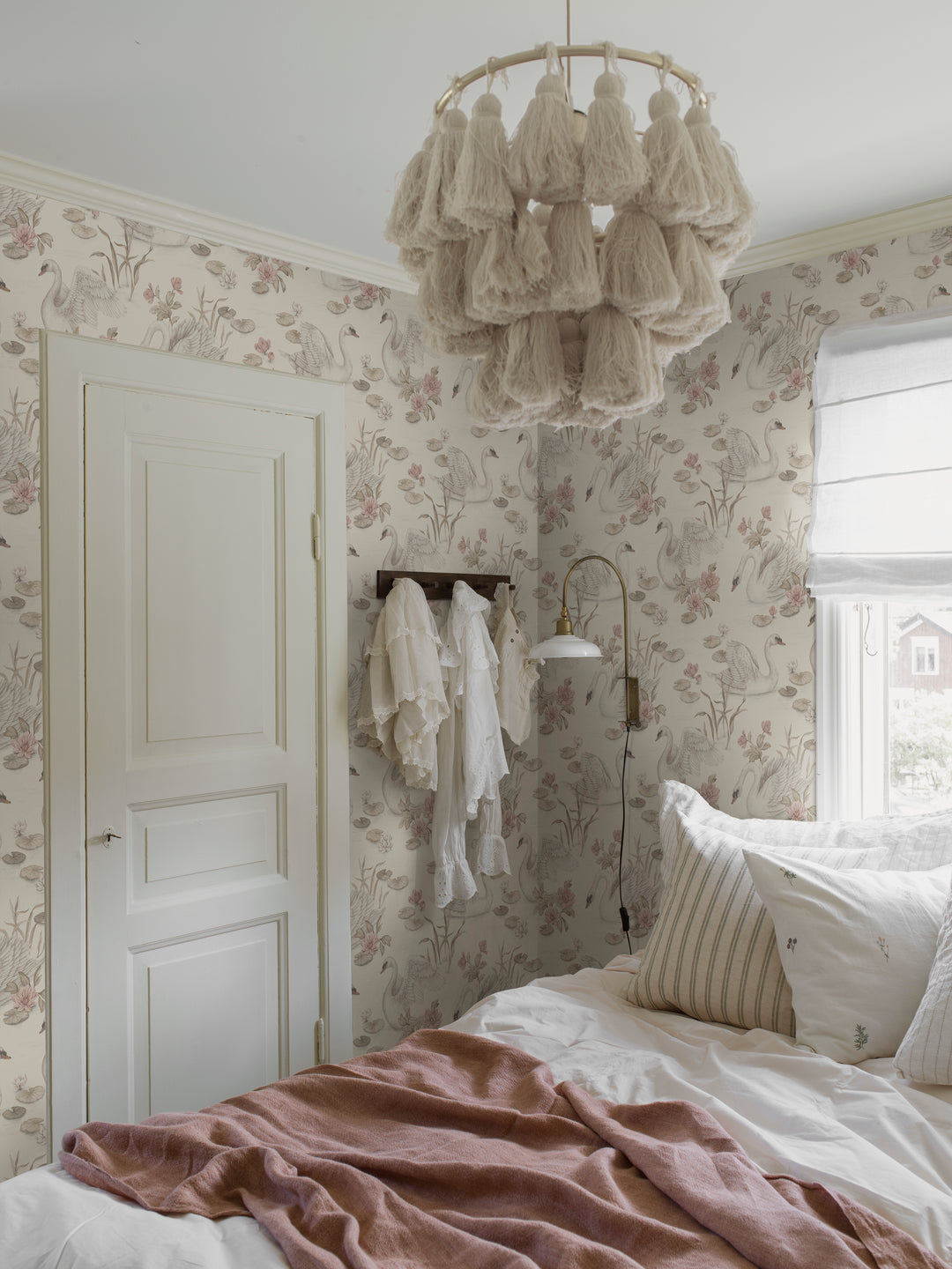 Boras Newbie 6924 Lily Swan