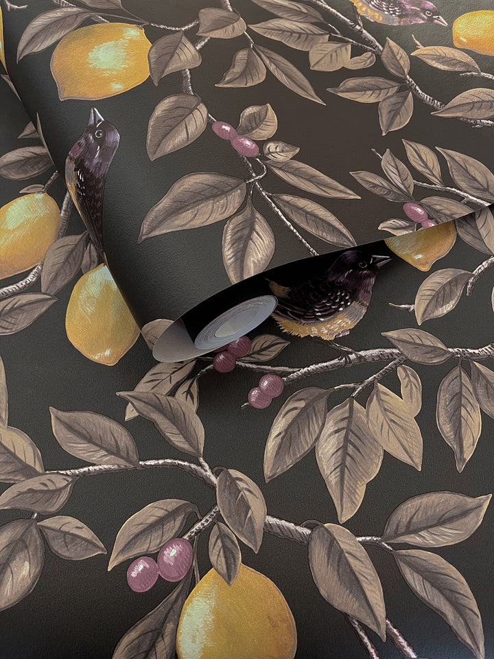 Dutch First Class Tales of the Manor behang Ponderosa Charcoal 91892