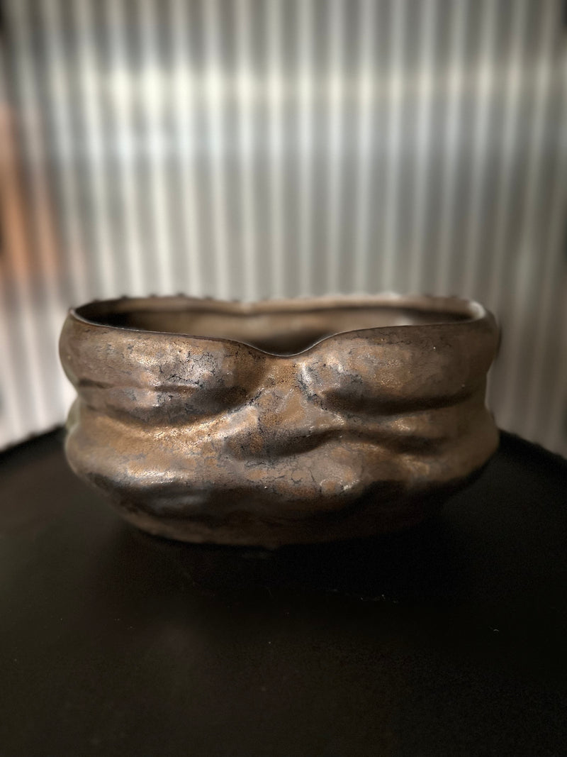 PTMD Chiel Bronze ceramic pot rock pattern laag