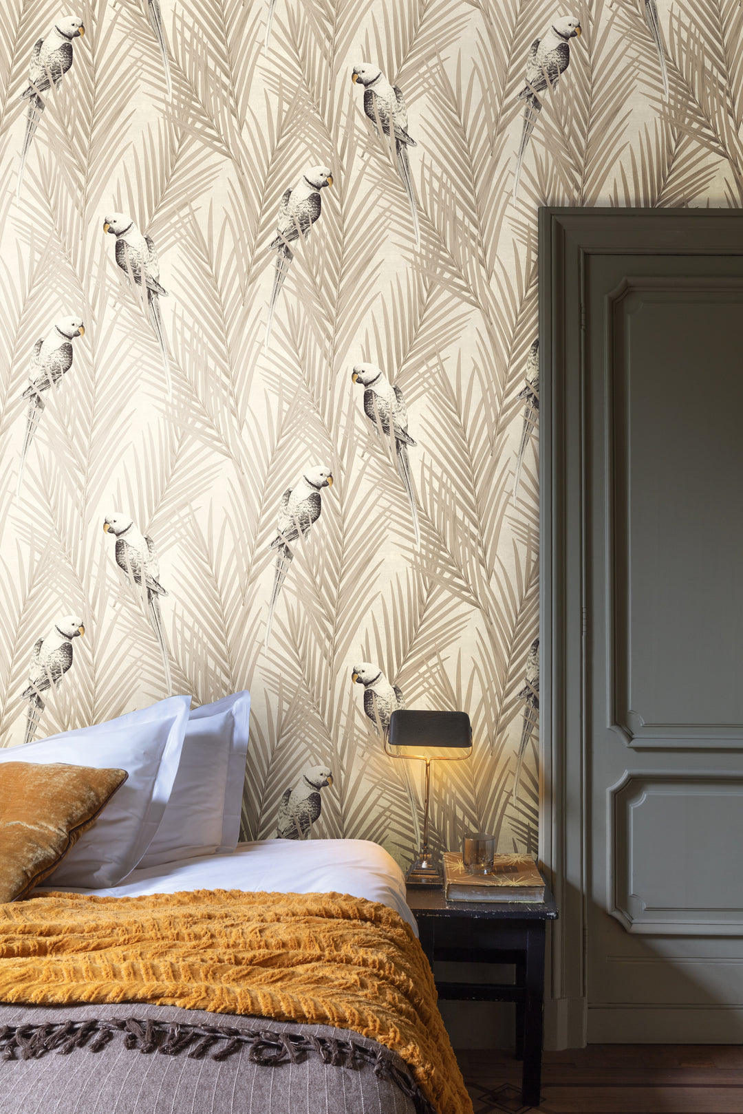 Khrôma Cabinet of Curiosities - Eden Desert CAB701 Behang